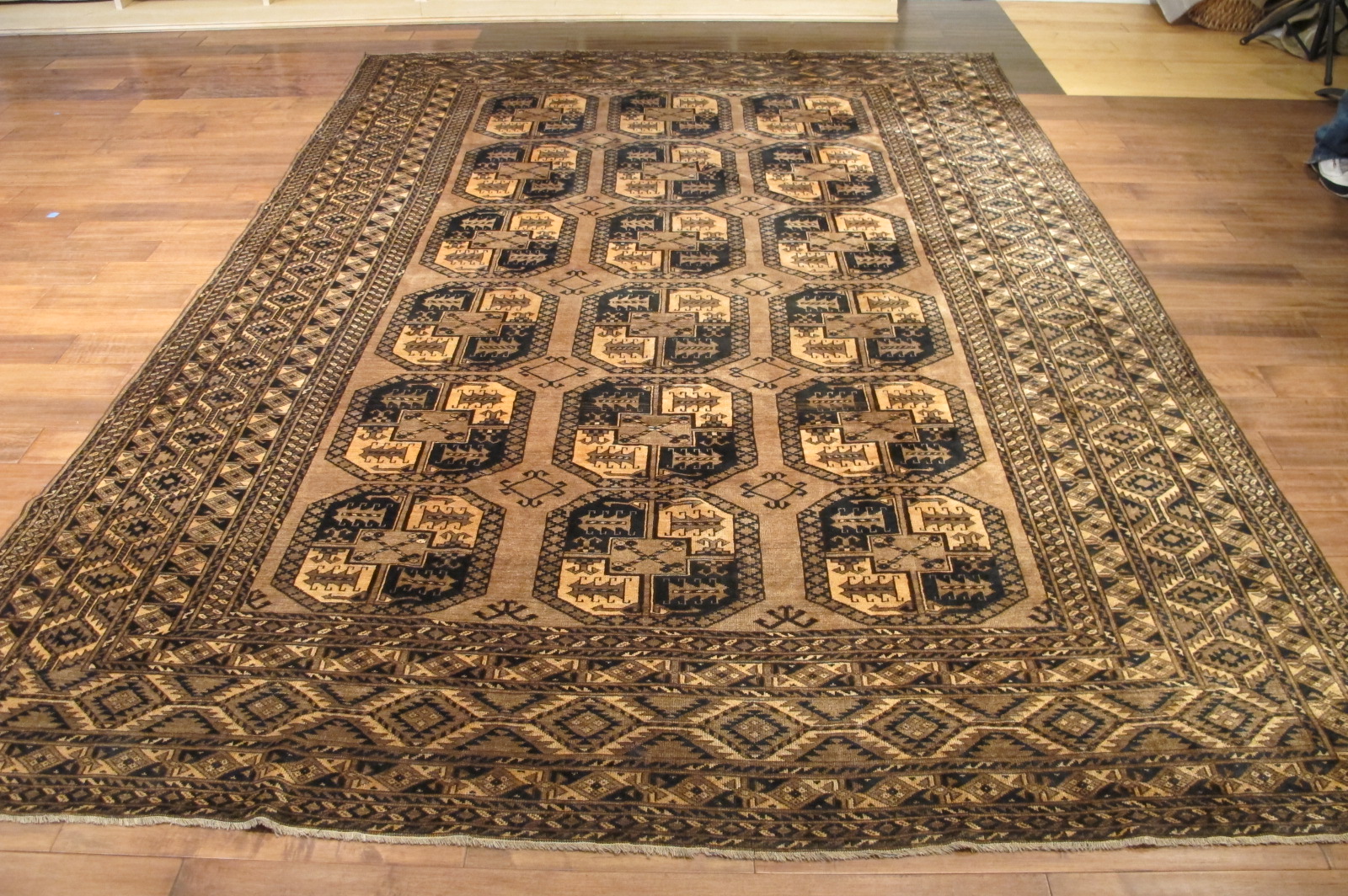 12790 semi antique turkoman ersari rug 8,6 x 11,6