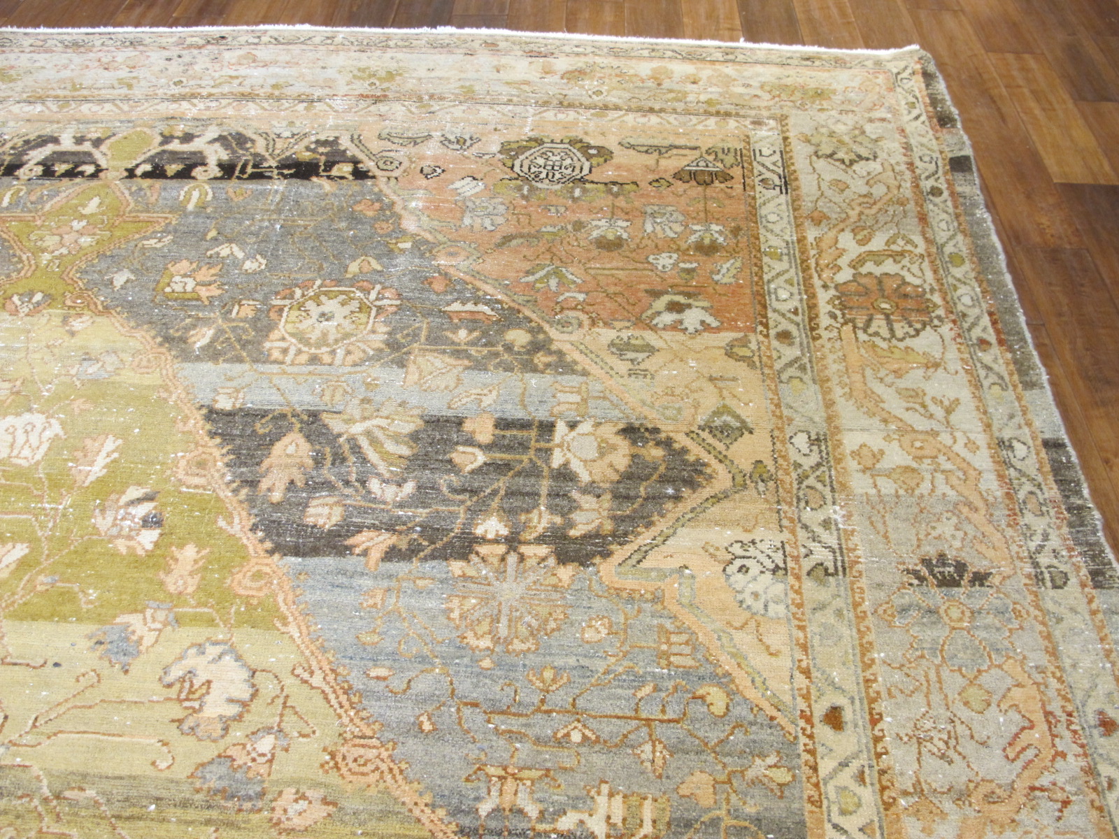 659 Antique Persian Malayer carpet 10,5x12,2 (2)