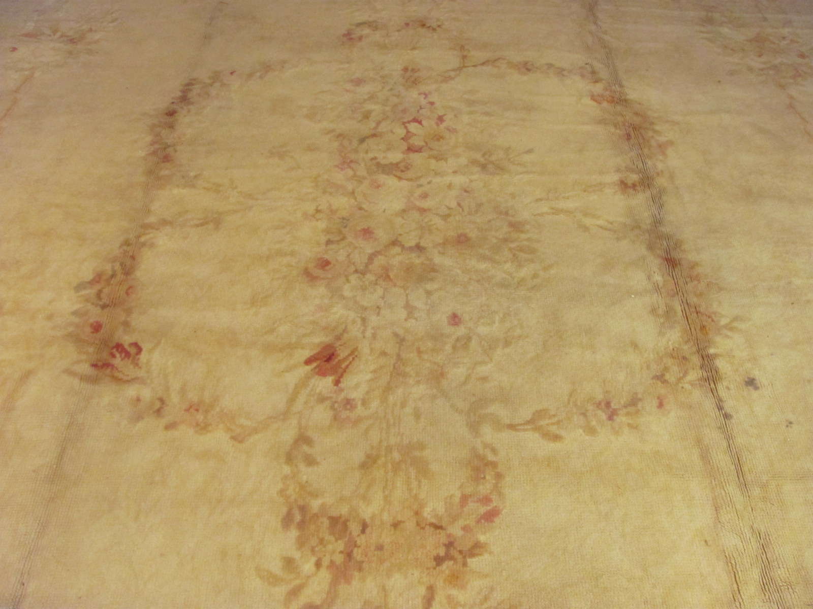 24253 French Savonnerie carpet 14,6 x 27,6 (2)