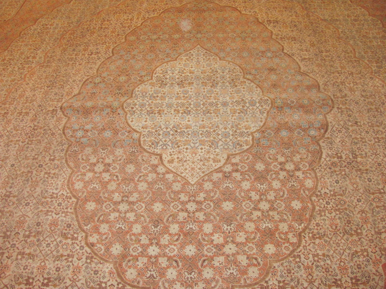 24267 Persian Tabriz rug 13,7 x 21,10 (2)