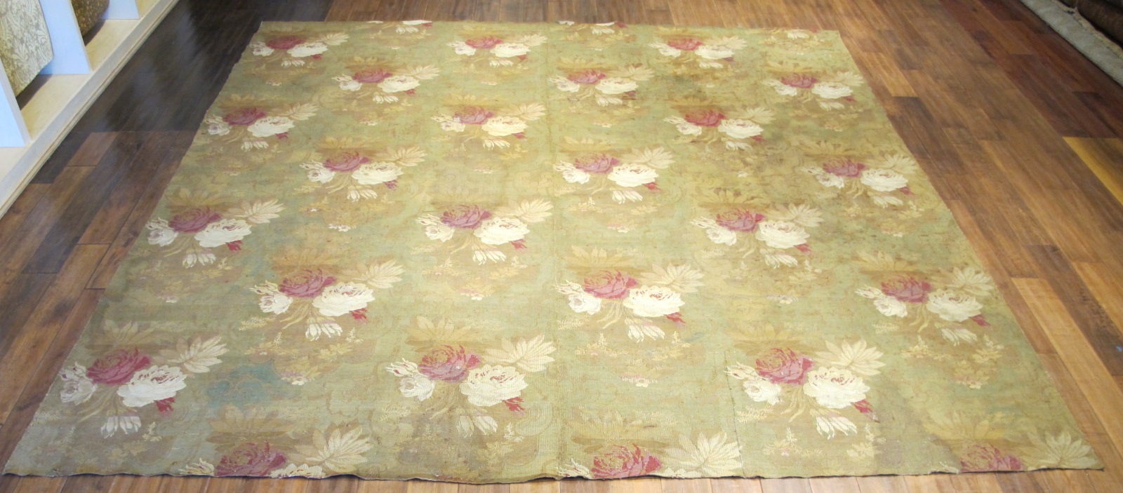 13038.1 European Jacquard Loom rug 9,7 x 10,3 (1)