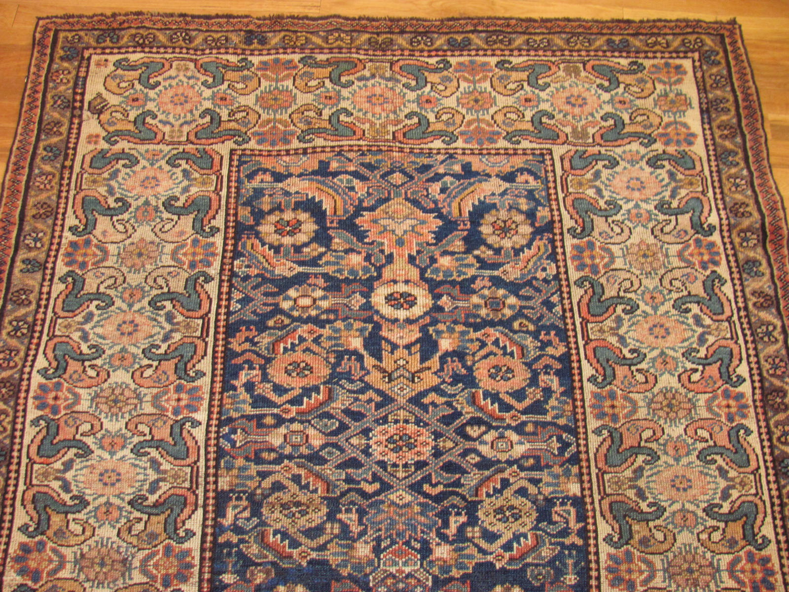 24585 antique persian kurdish rug 4,6 x 6,3 -1