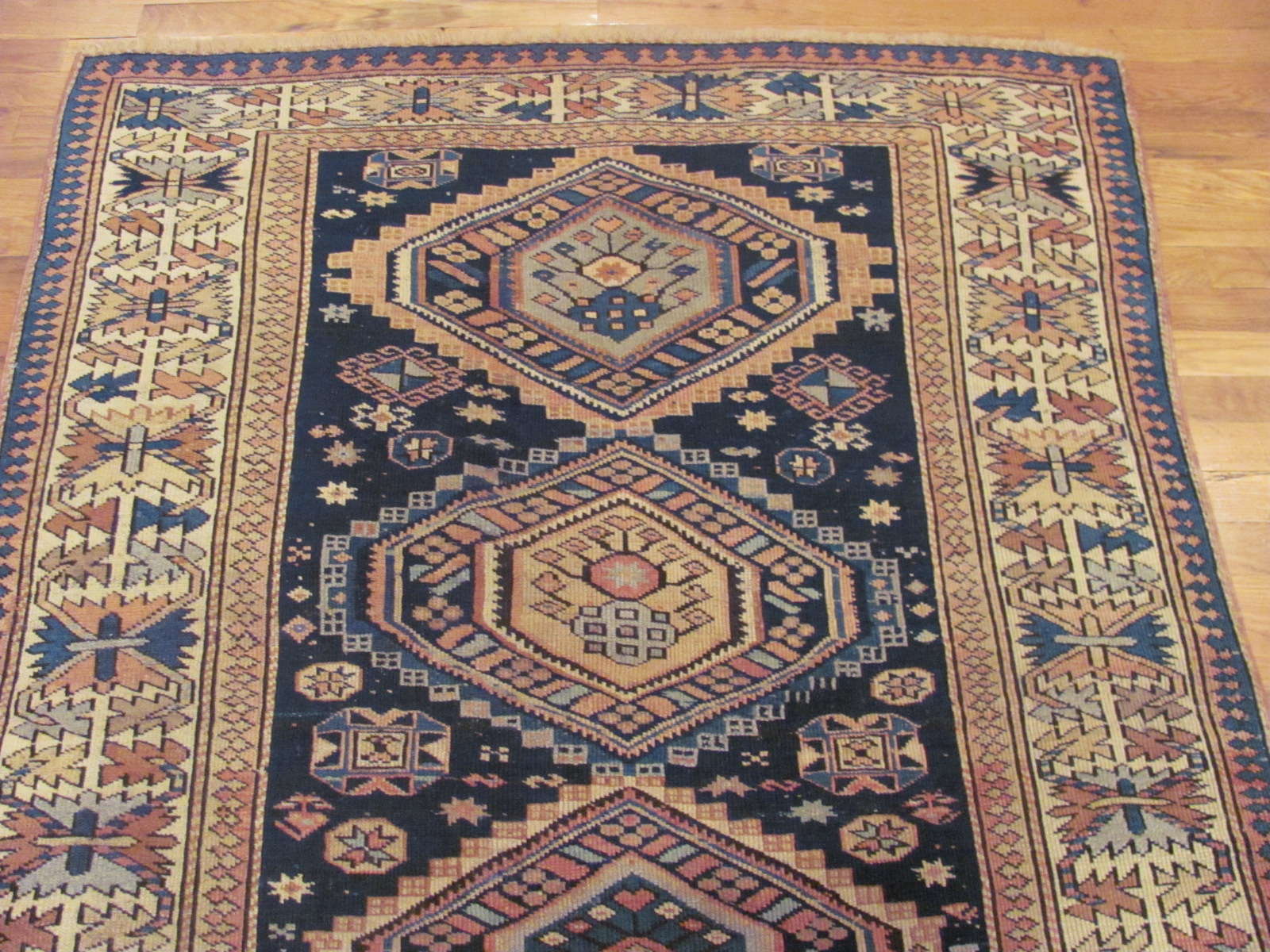 24511 antique Caucasian Shirvan rug 4,2 x 8,9 -1