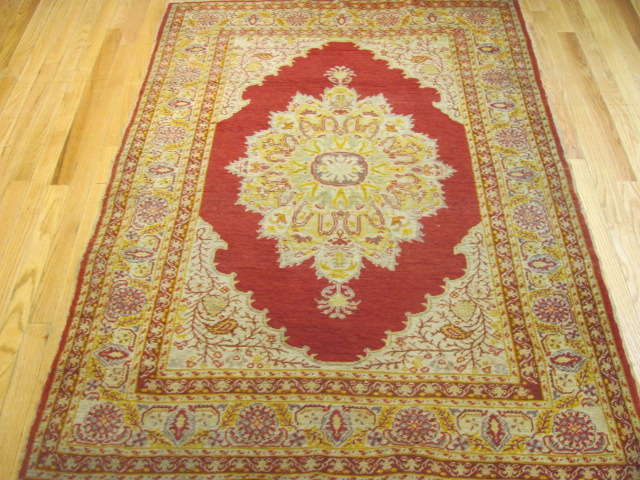 25075 antique Anatolian rug 4x5,3